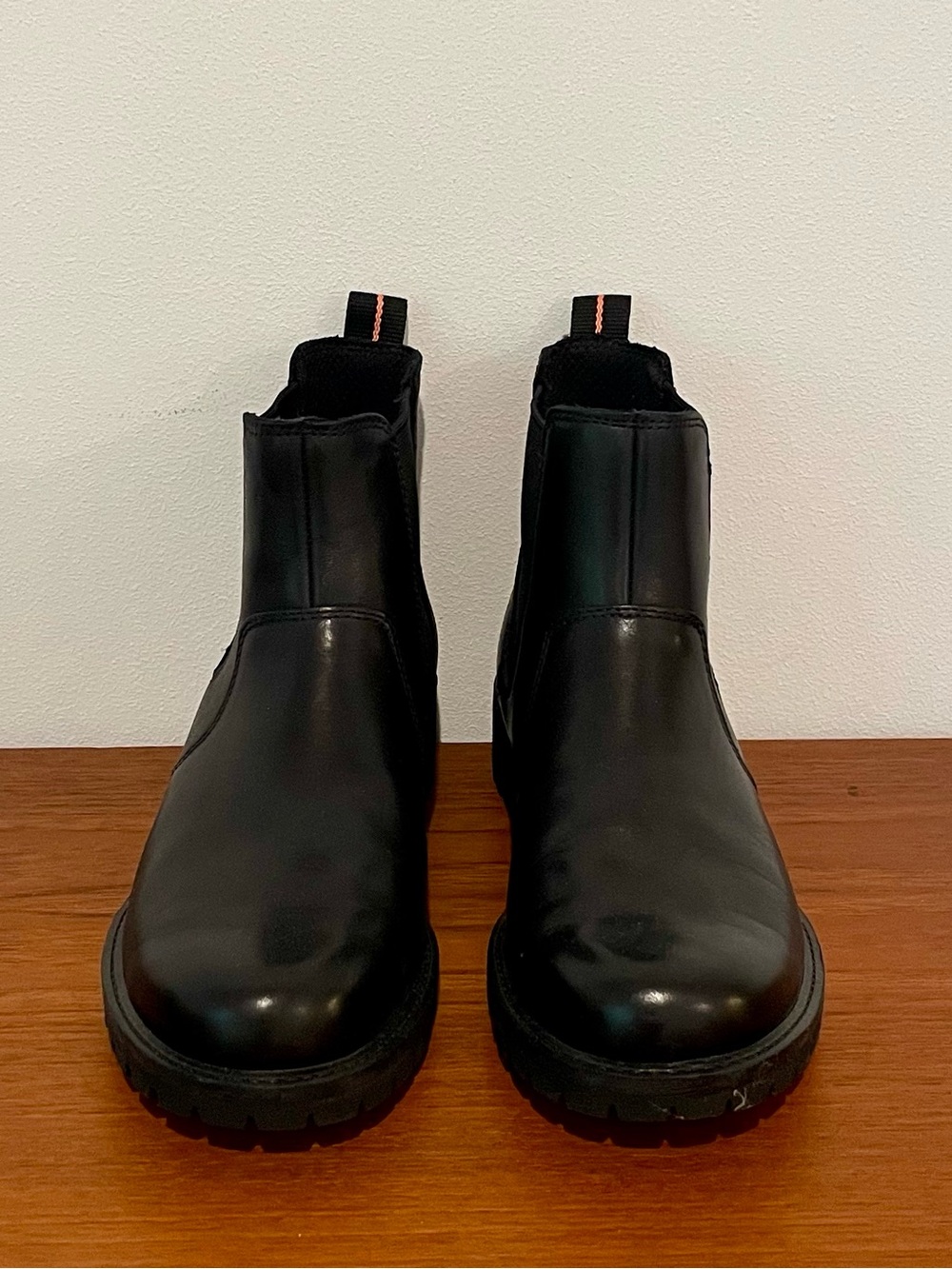 NWOT Ecco Elaina Black Leather Chelsea Lug Boots EU 39 US 8-8.5 - Picture 8 of 12